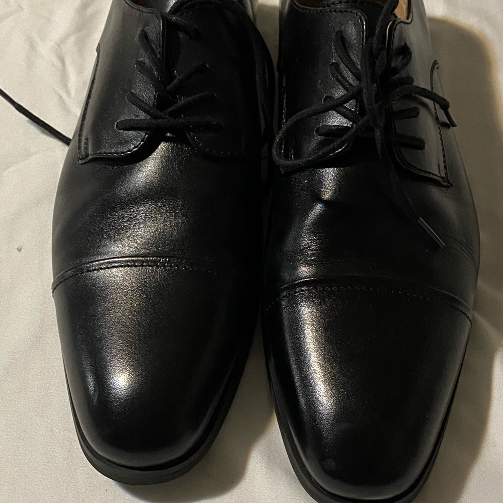 Men’s dress shoes
